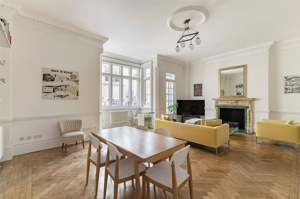 Property photo 3 of 9 Reception And Dining