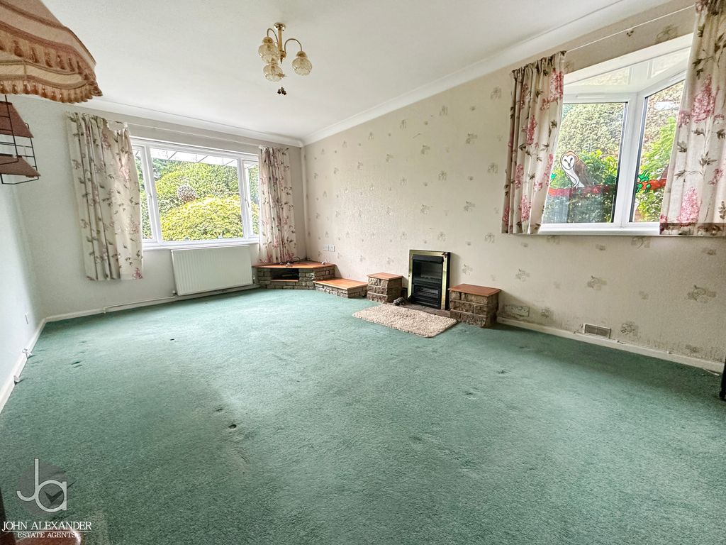 Property photo 3 of 20