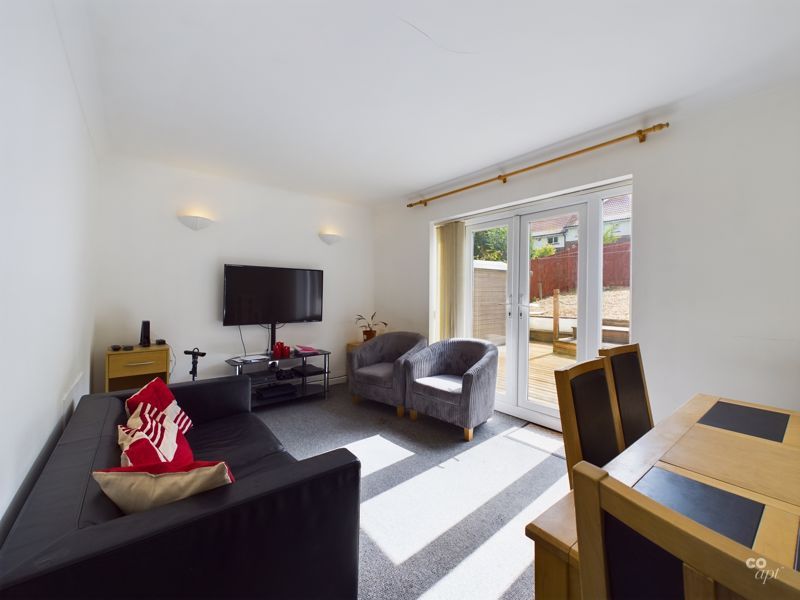 Property photo 2 of 17 Photo 23