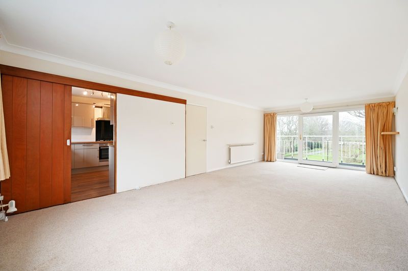 Property photo 2 of 22 Living / Dining Room