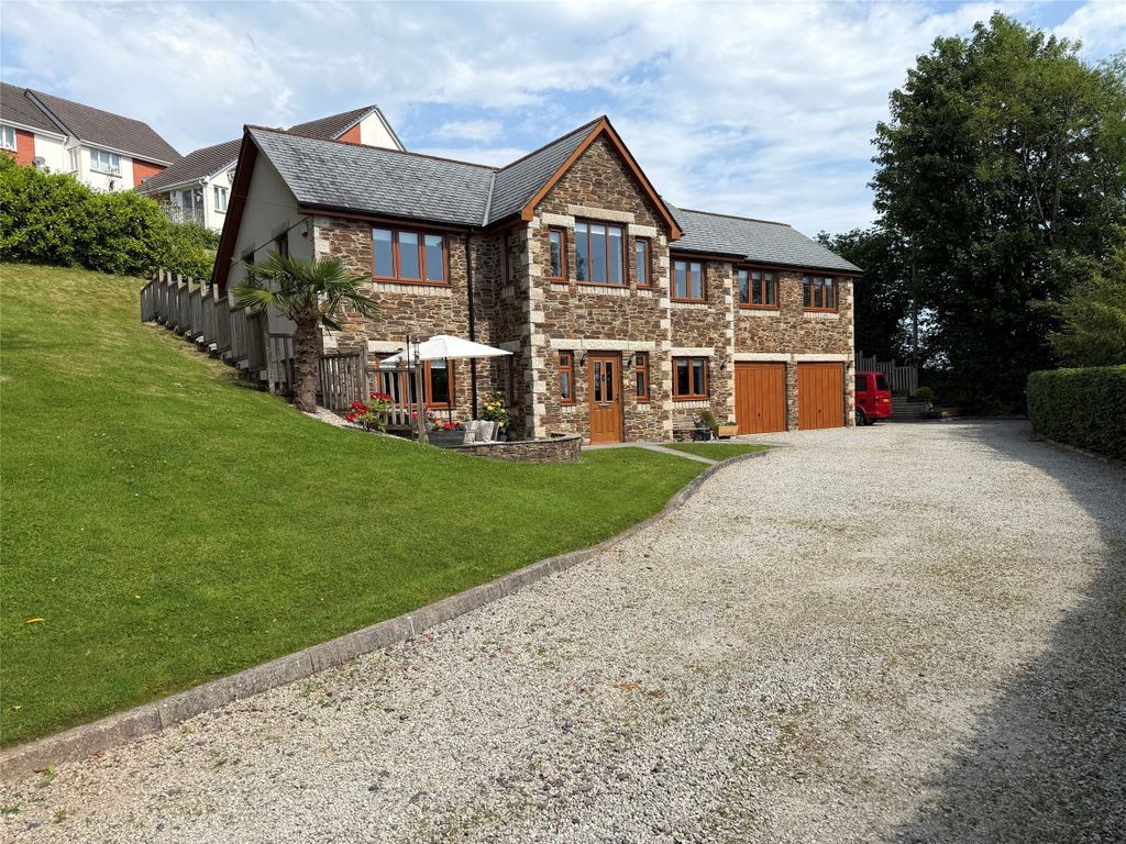 Property photo 1 of 22 1 - Picture No. 01