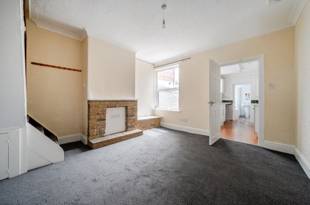 Property photo 2 of 11 1473456-6-6A22Da6Da9c86