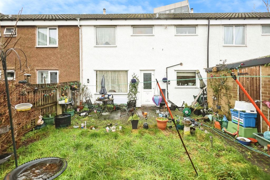 Property photo 2 of 3