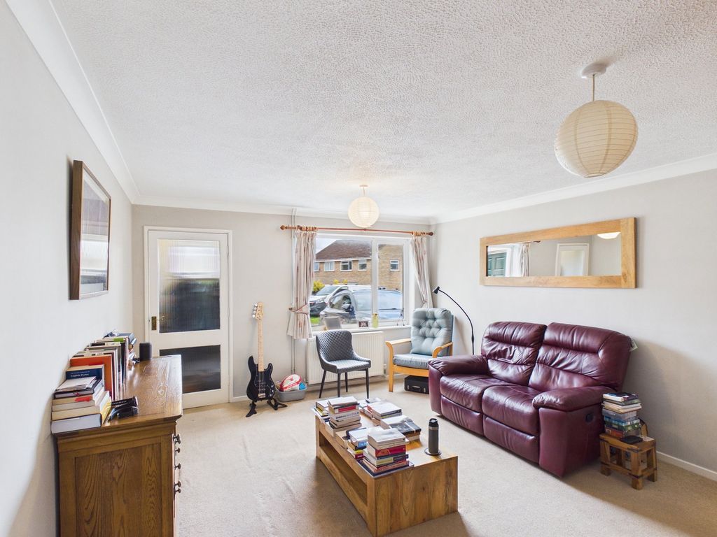 Property photo 2 of 9