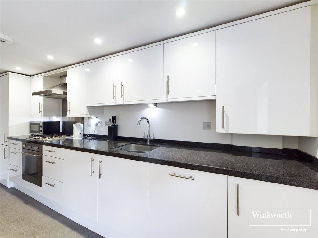 Property photo 3 of 13 Picture No. 16