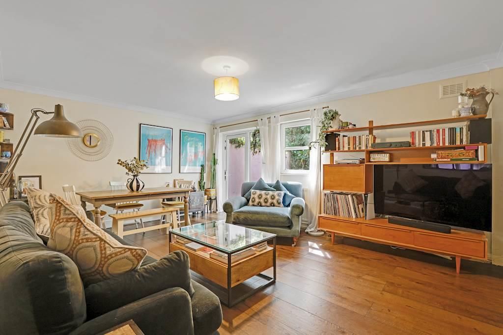 Property photo 1 of 16 04-3E89918A6822-Small.Jpg
