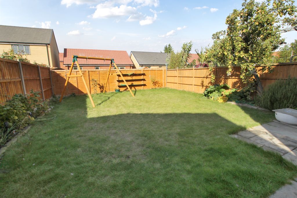 Property photo 2 of 14