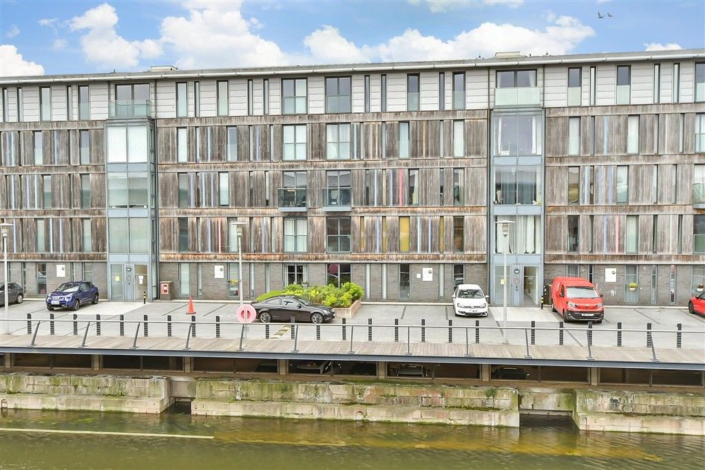 Property photo 3 of 13 External Web