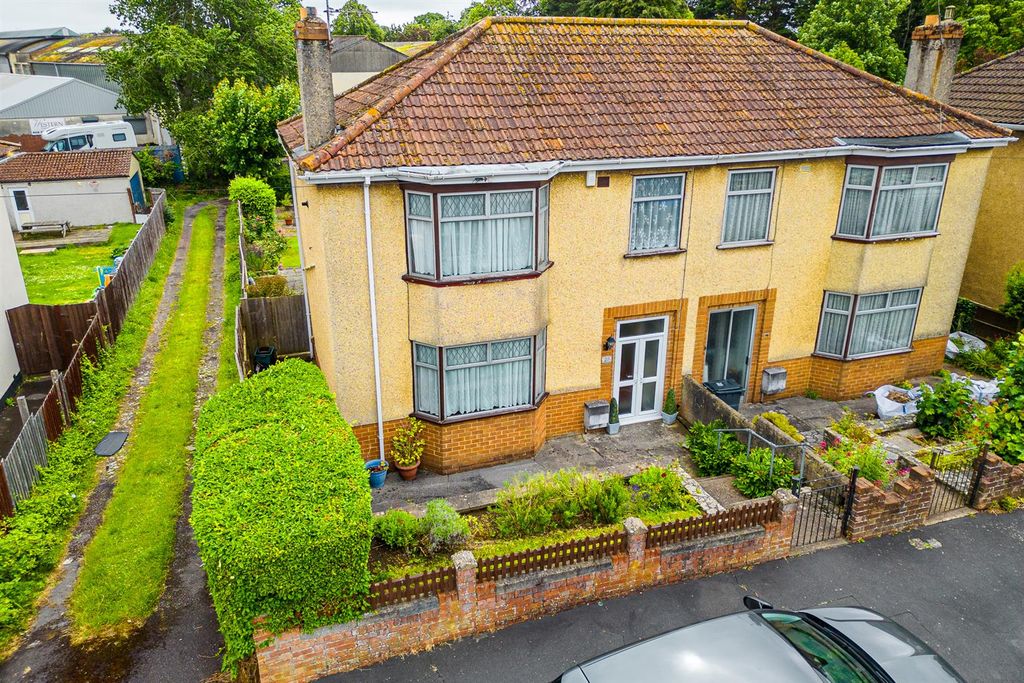 Property photo 1 of 44 27 Leda Avenue, Hengrove, Bristol Bs14 9Dg | Freeh