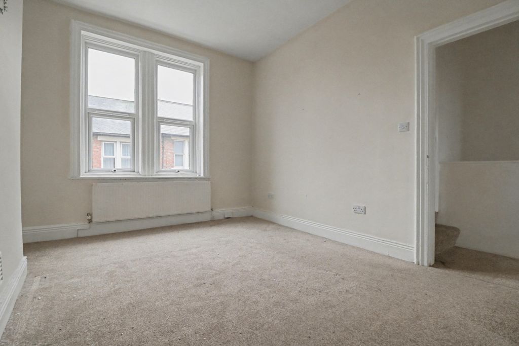 Property photo 3 of 14 59 Canterbury Street, South Shields, Ne33 4Dq