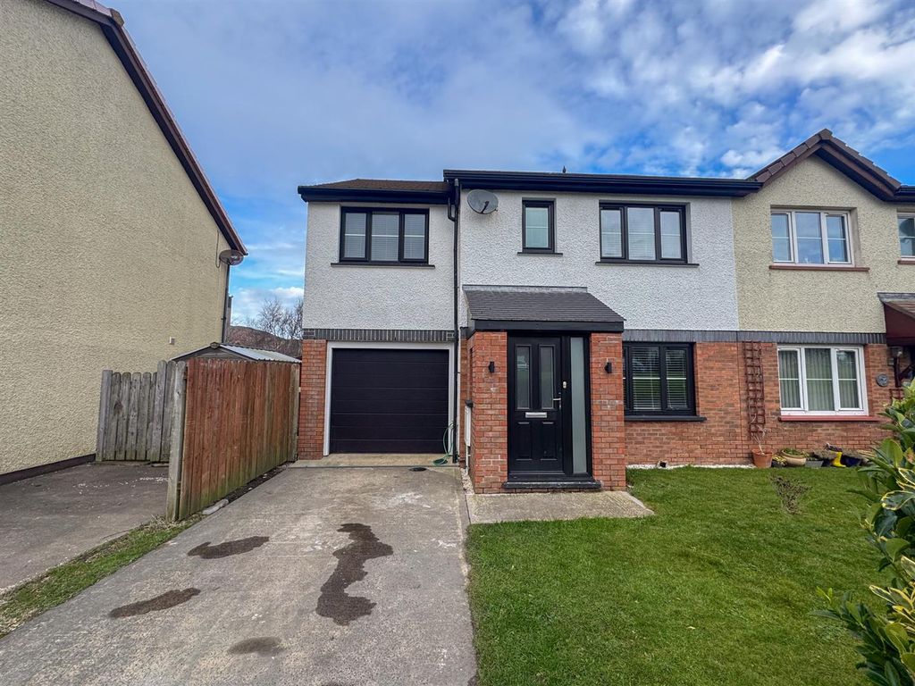 Property photo 1 of 19 11 Ballatessan Meadow (1).Jpg