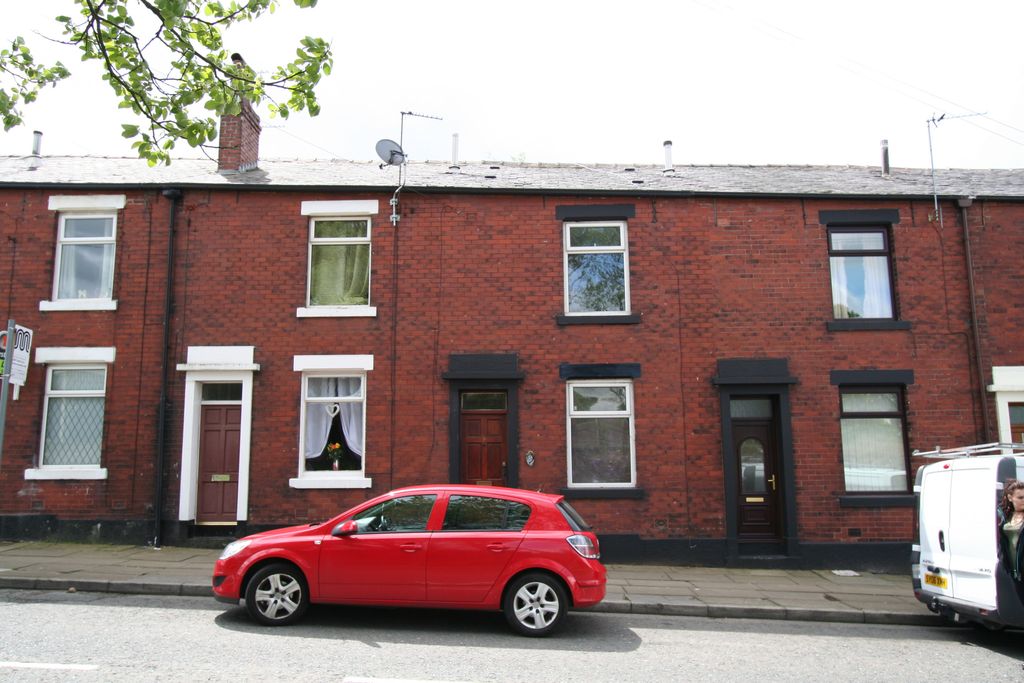 Property photo 1 of 8