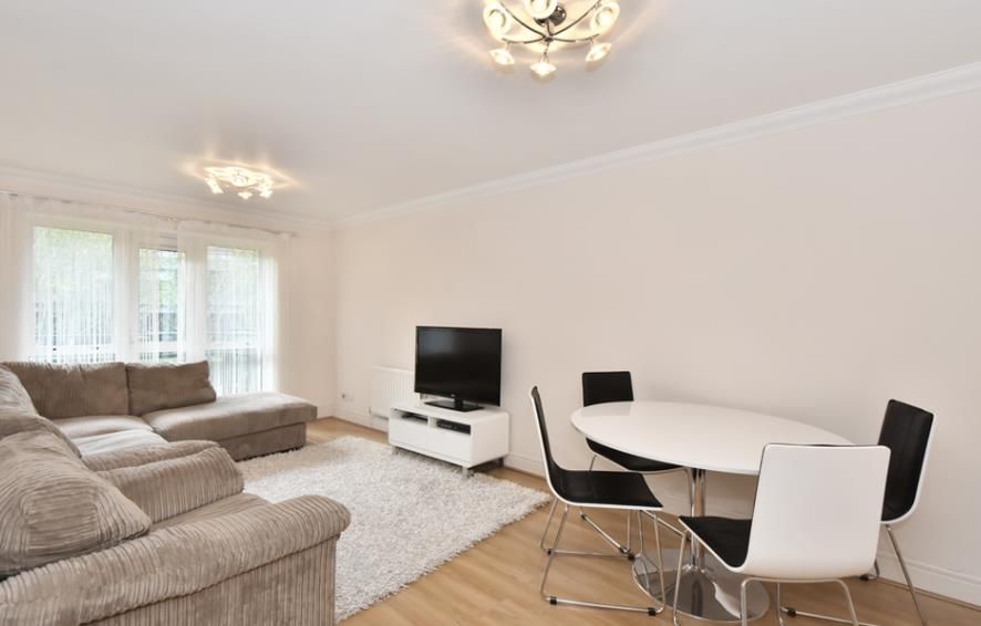 Property photo 1 of 6 14 - 95 Avenue Road 1 27.10.Png