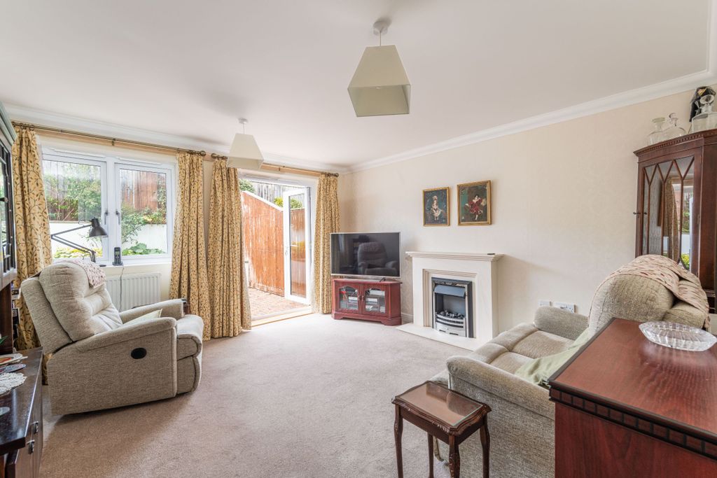 Property photo 3 of 17