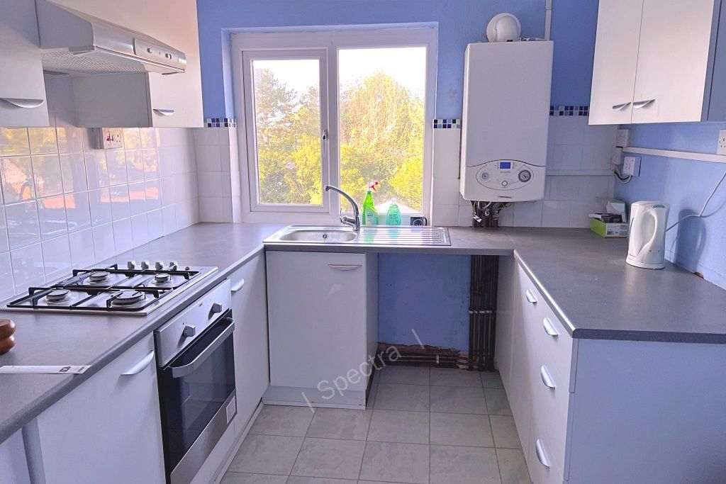 Property photo 3 of 6 Gallery