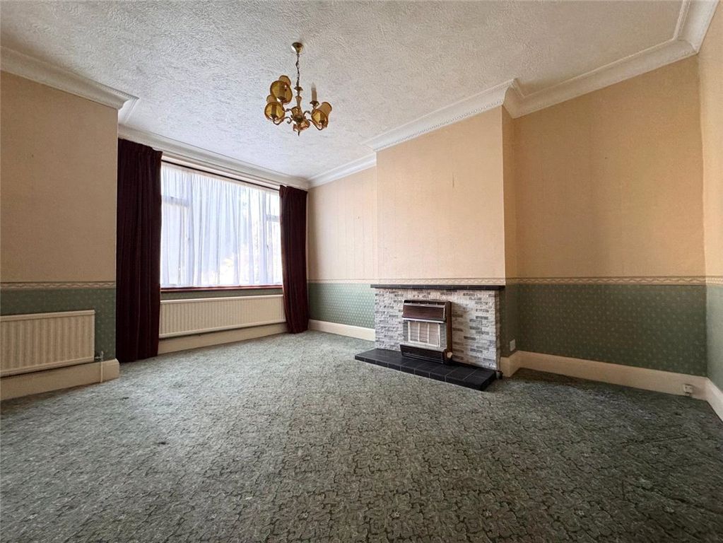Property photo 2 of 19 Picture No. 26