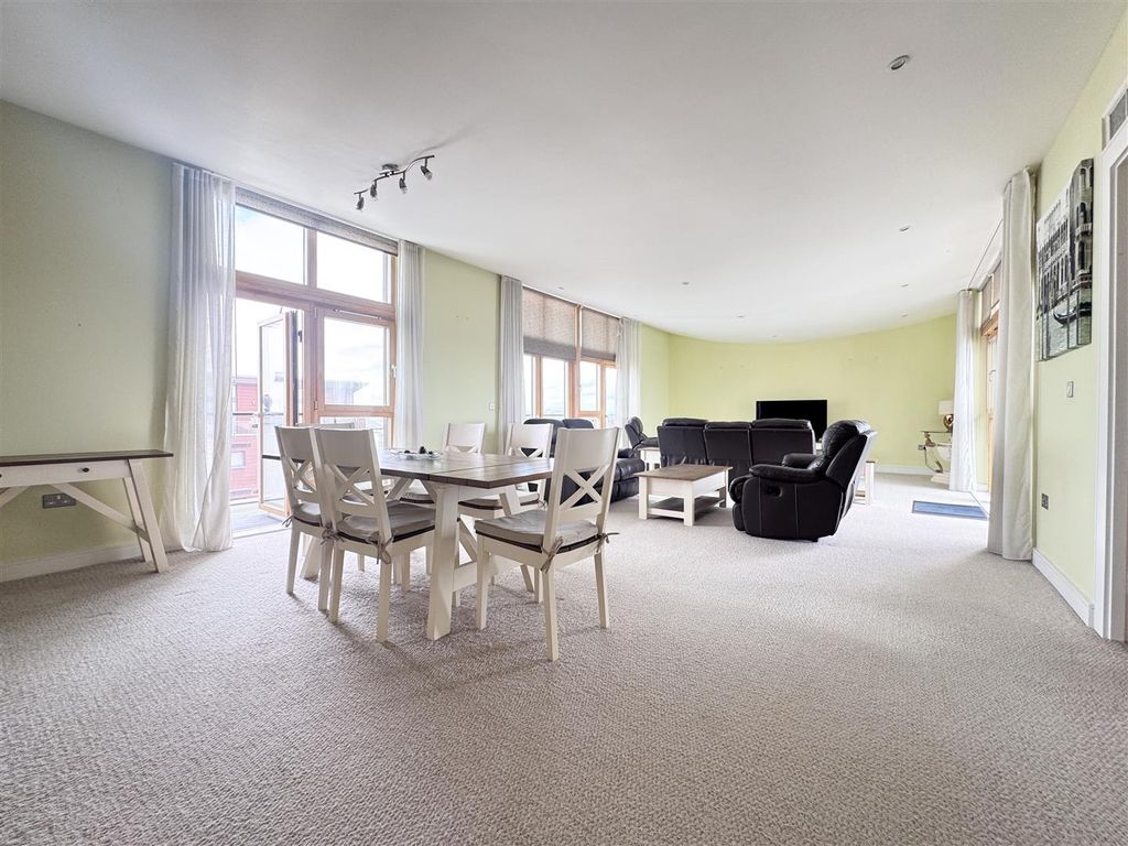 Additional image 6 of 3 bed flat for saleMidway Quay, Eastbourne BN23