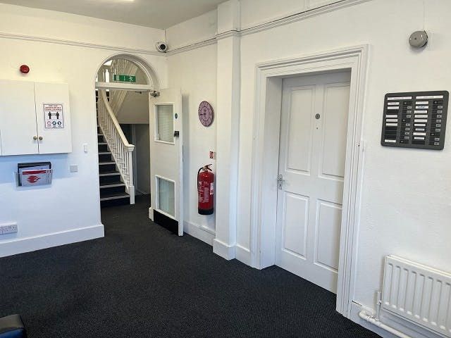 Property photo 3 of 3 Office 219