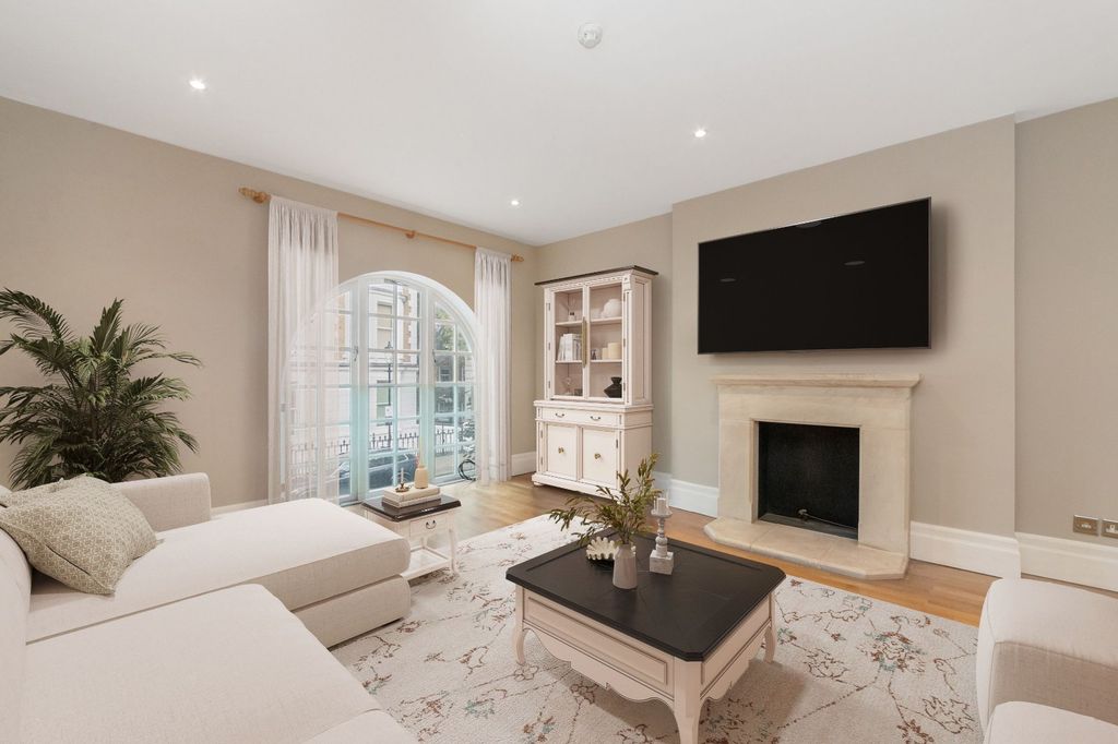 Property photo 2 of 14 Reception Room