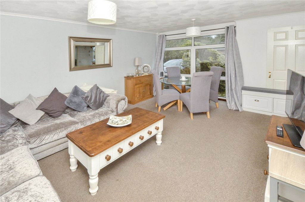 Property photo 2 of 16 Lounge/Dining Room