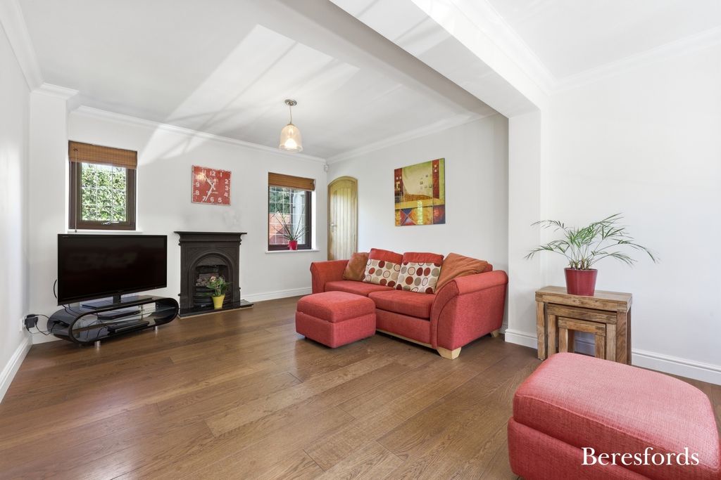 Additional image 4 of 3 bed detached house for saleHillhouse Drive, Billericay CM12