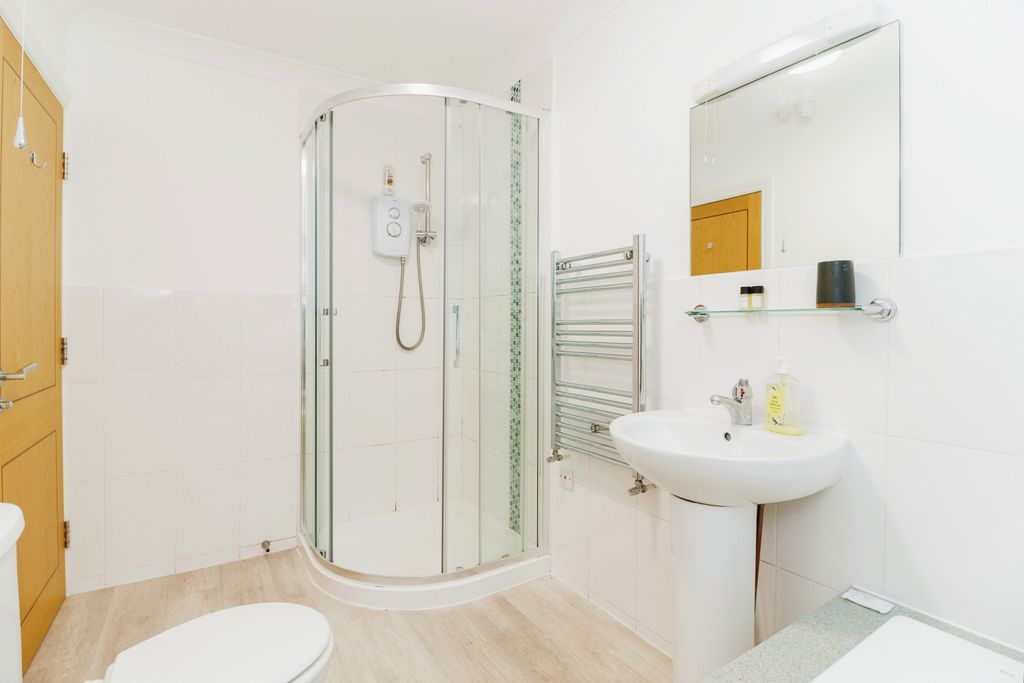 Additional image 14 of 3 bed flat for saleAlta Vista Road, Paignton, Devon TQ4