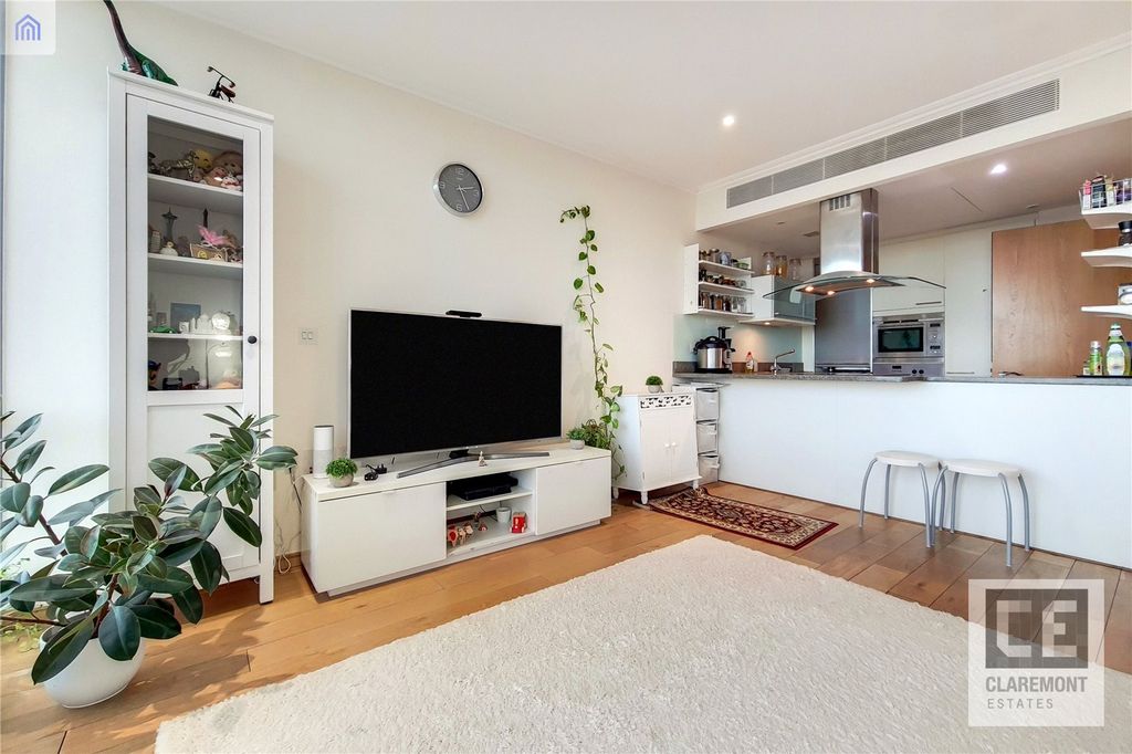 Property photo 3 of 13 Picture No. 05