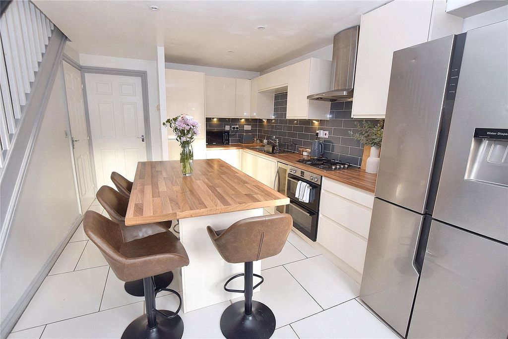 Property photo 3 of 21 Kitchen/Diner