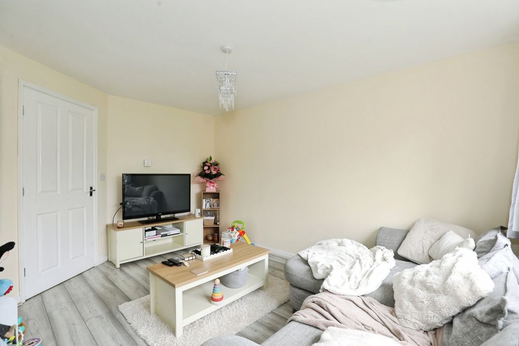 Property photo 2 of 18 Pbox-Img.Jpg