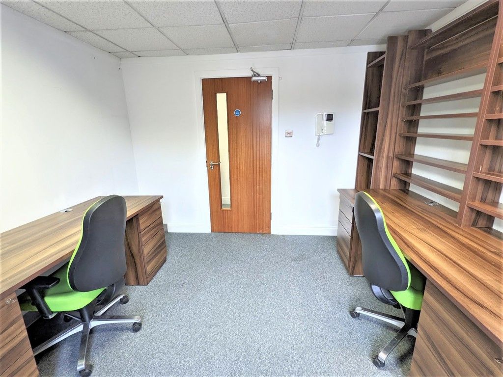 Property photo 3 of 5 Photo 6