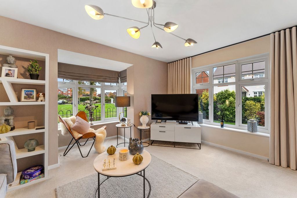 Property photo 2 of 42