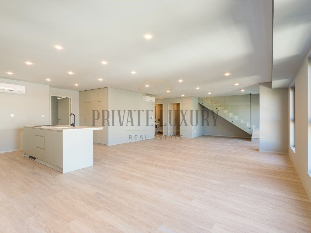Property photo 3 of 29