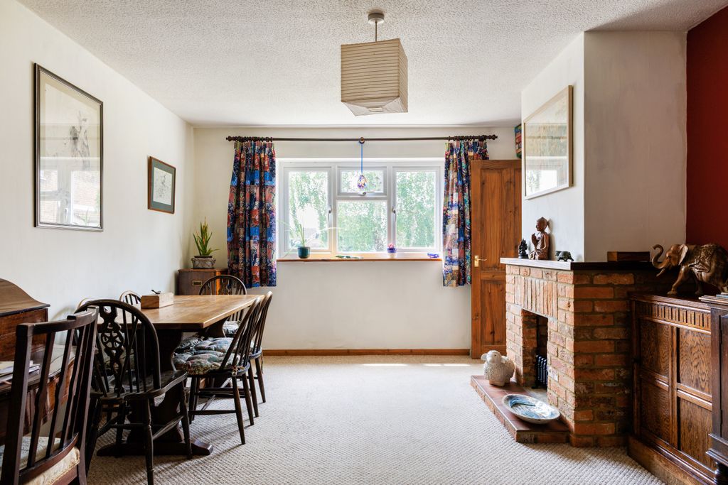Property photo 2 of 16 Dining Room