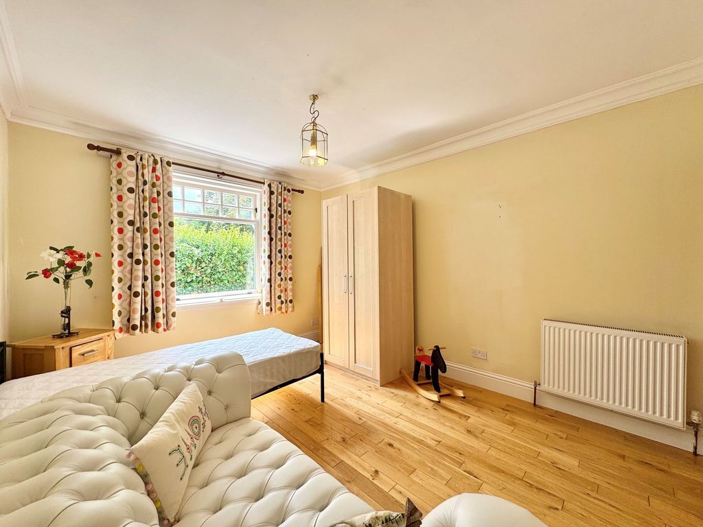 Additional image 24 of 5 bed property for saleSouthwood, Monkton KA9