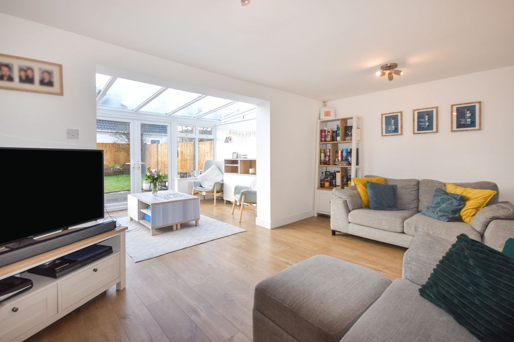 Property photo 2 of 27 Dsc_0347