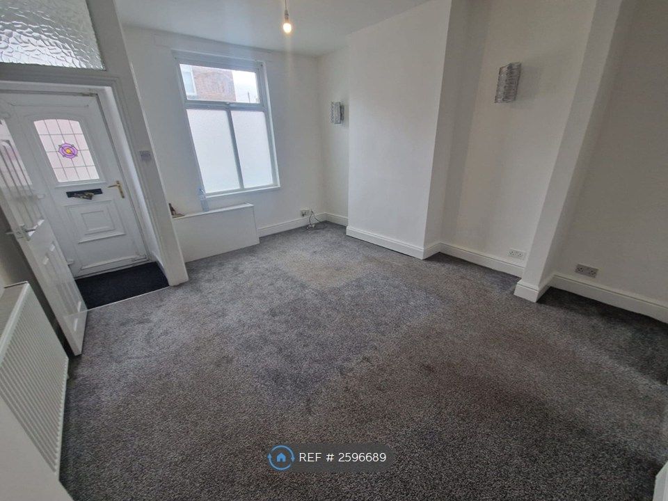 Property photo 3 of 11