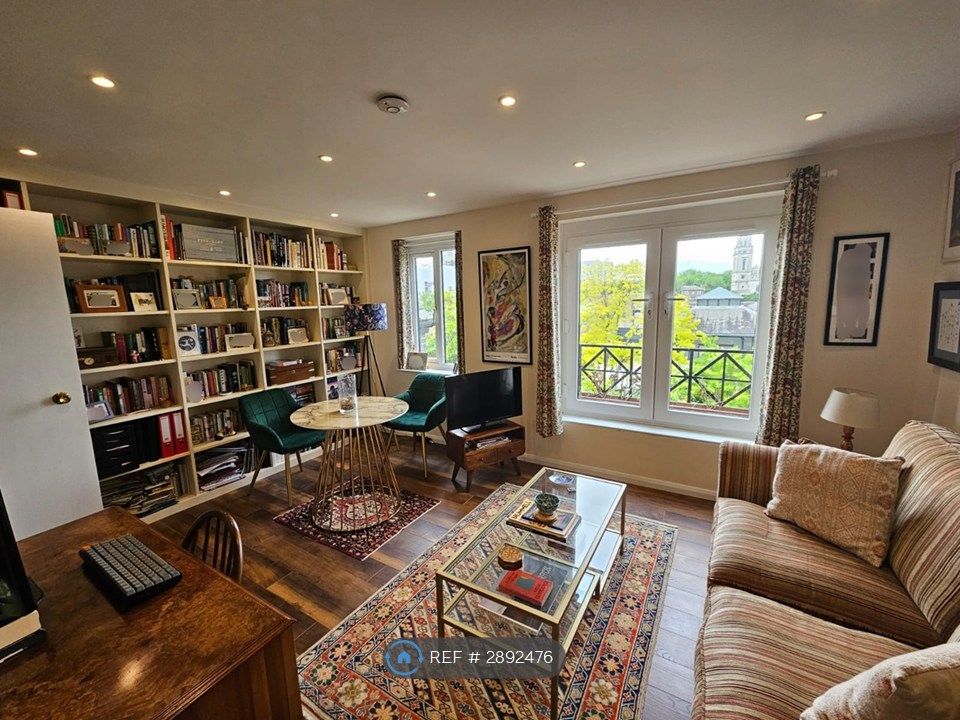 Property photo 2 of 12 Living Room