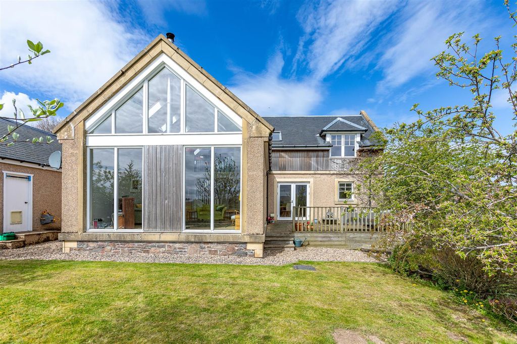 Property photo 1 of 40 3 Wiselawmill Steading Lauder 56.Jpg