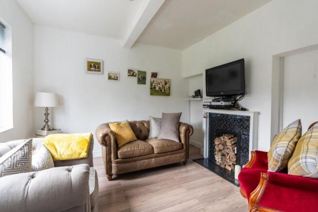 Property photo 2 of 15 Lounge