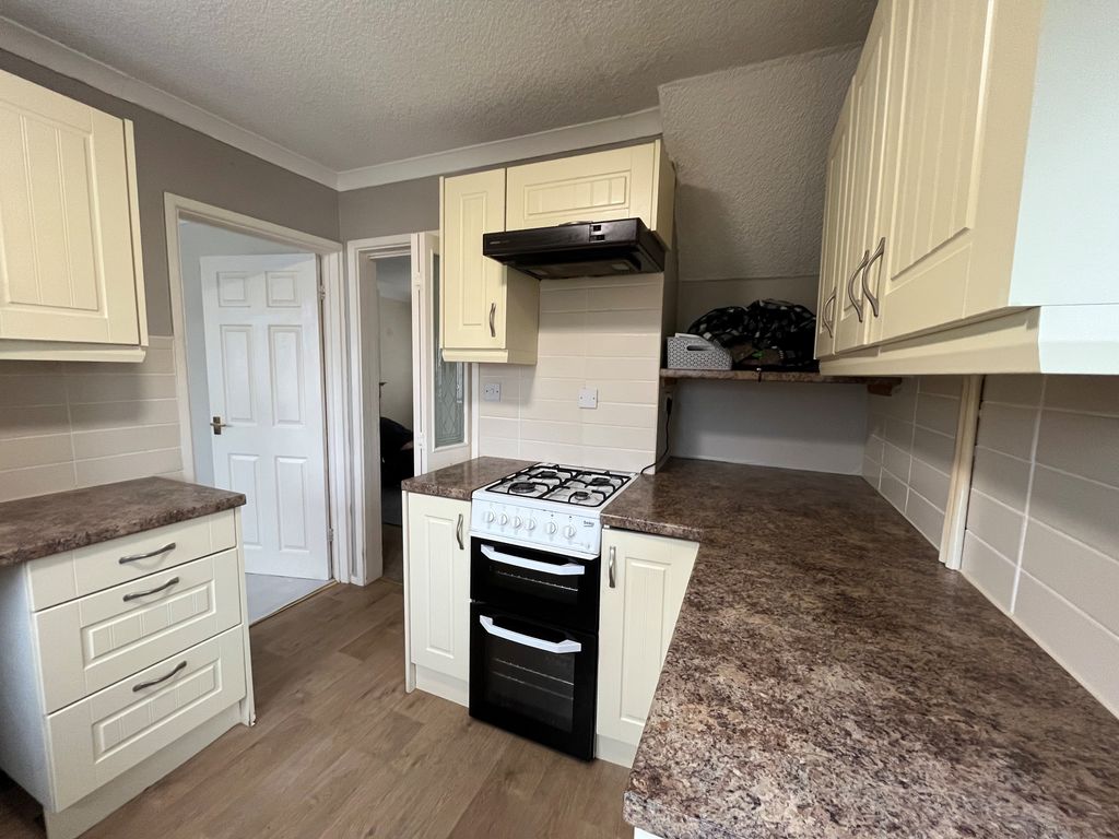 Property photo 3 of 9 Front