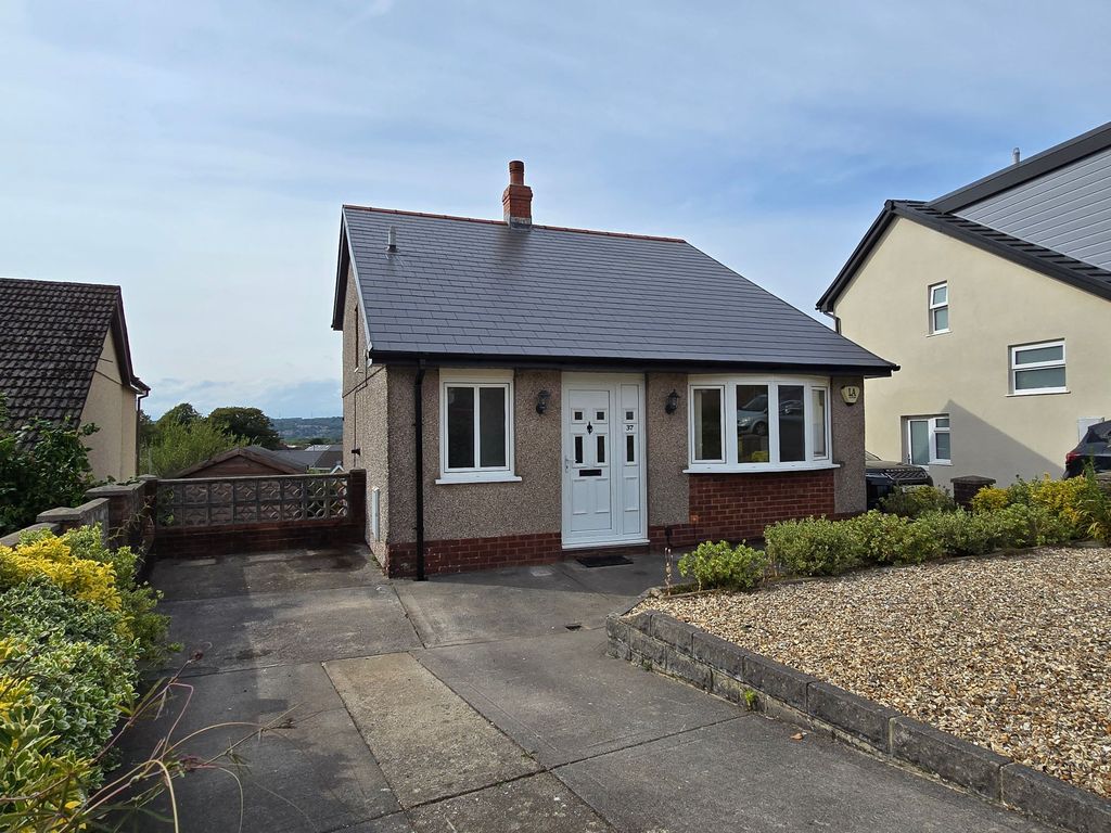 Property photo 1 of 12 Front External