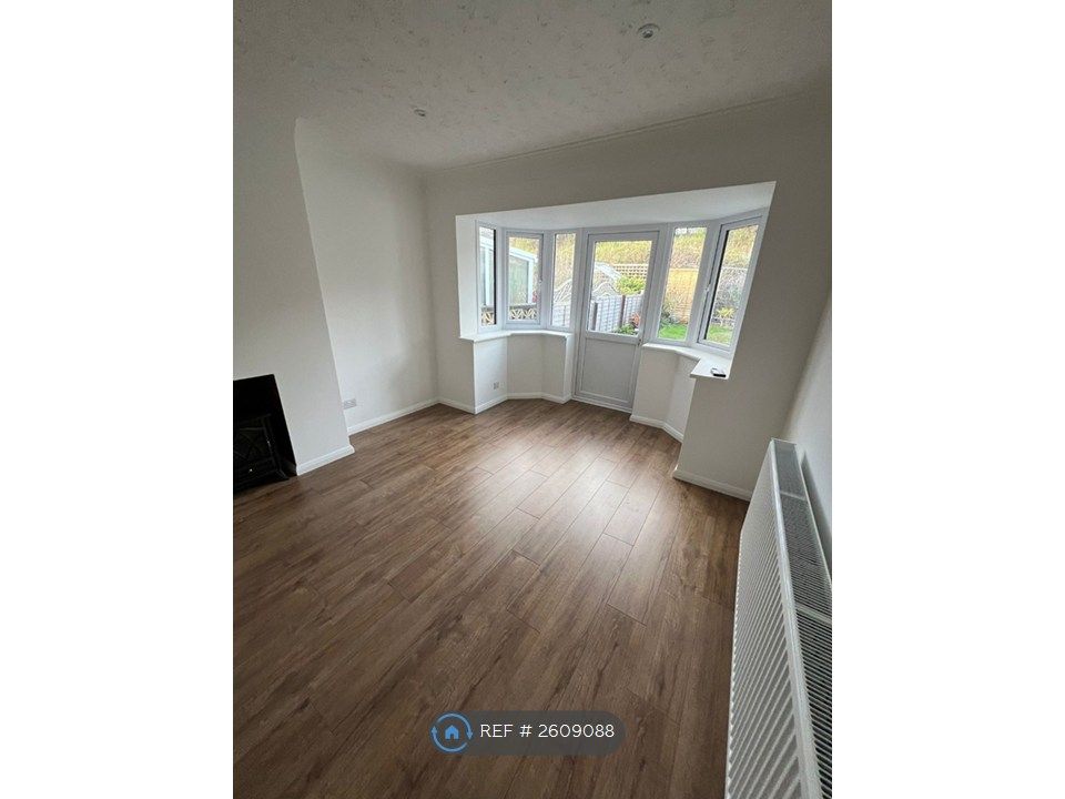 Property photo 3 of 30