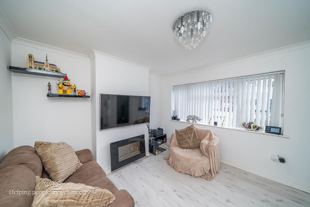 Property photo 2 of 20 Webbs-1.Jpg