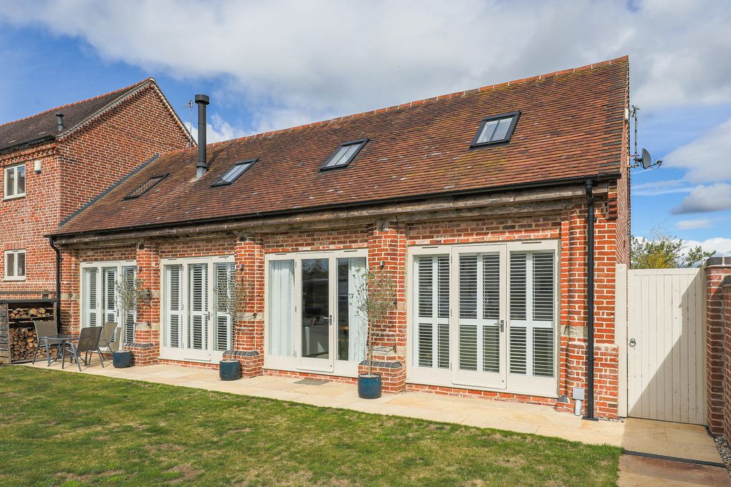 Property photo 1 of 48