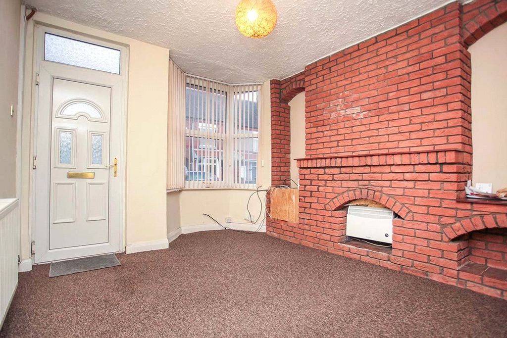 Property photo 3 of 9 Lounge