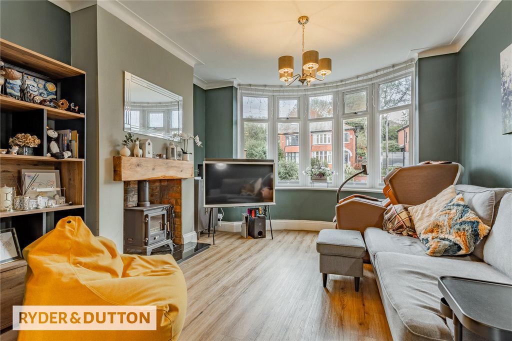 Property photo 2 of 22 Picture No. 13