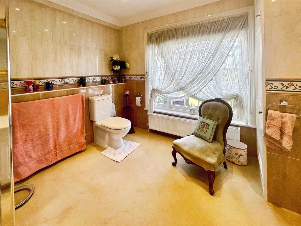 Additional image 13 of 2 bed flat for saleSheering Road, Old Harlow, Essex CM17