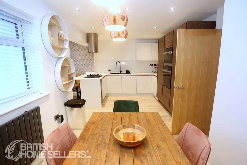 Property photo 3 of 18 Picture No. 08