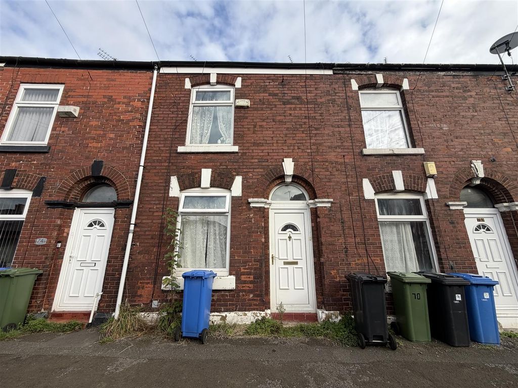 Property photo 1 of 8