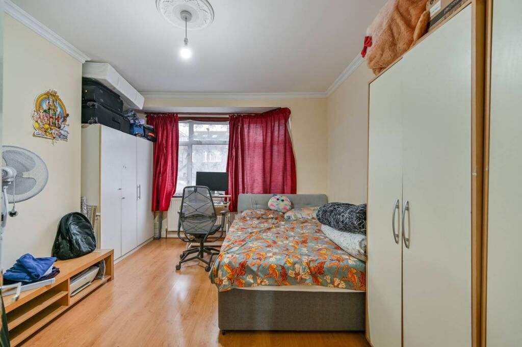 Property photo 3 of 7 Photo 9